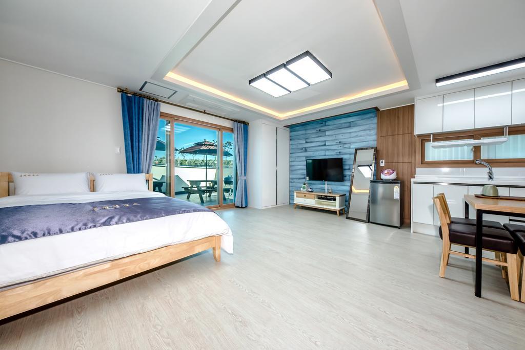 Holcae House Hotel Jeju Buitenkant foto